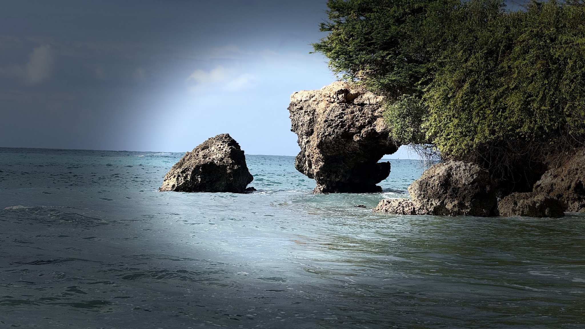 Rocky Caribbean coastline near Jacmel